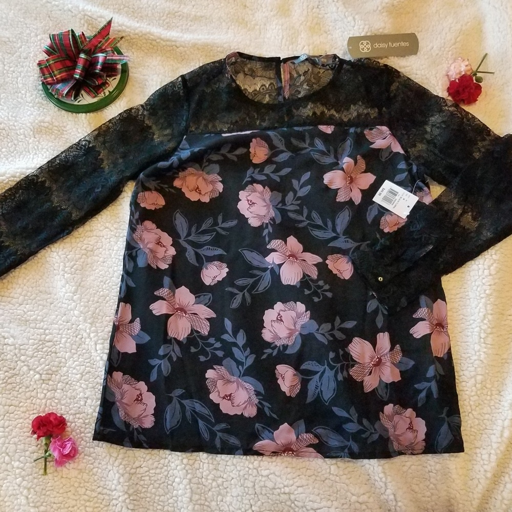 Brand new Daisy Fuentes Long sleeve shirt
